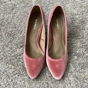 Old Navy pink suede high heels